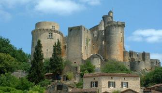 A proximit des gtes du Mayne, locations de gites, locations saisonnires  Blanquefort sur Briolance - Lot et Garonne